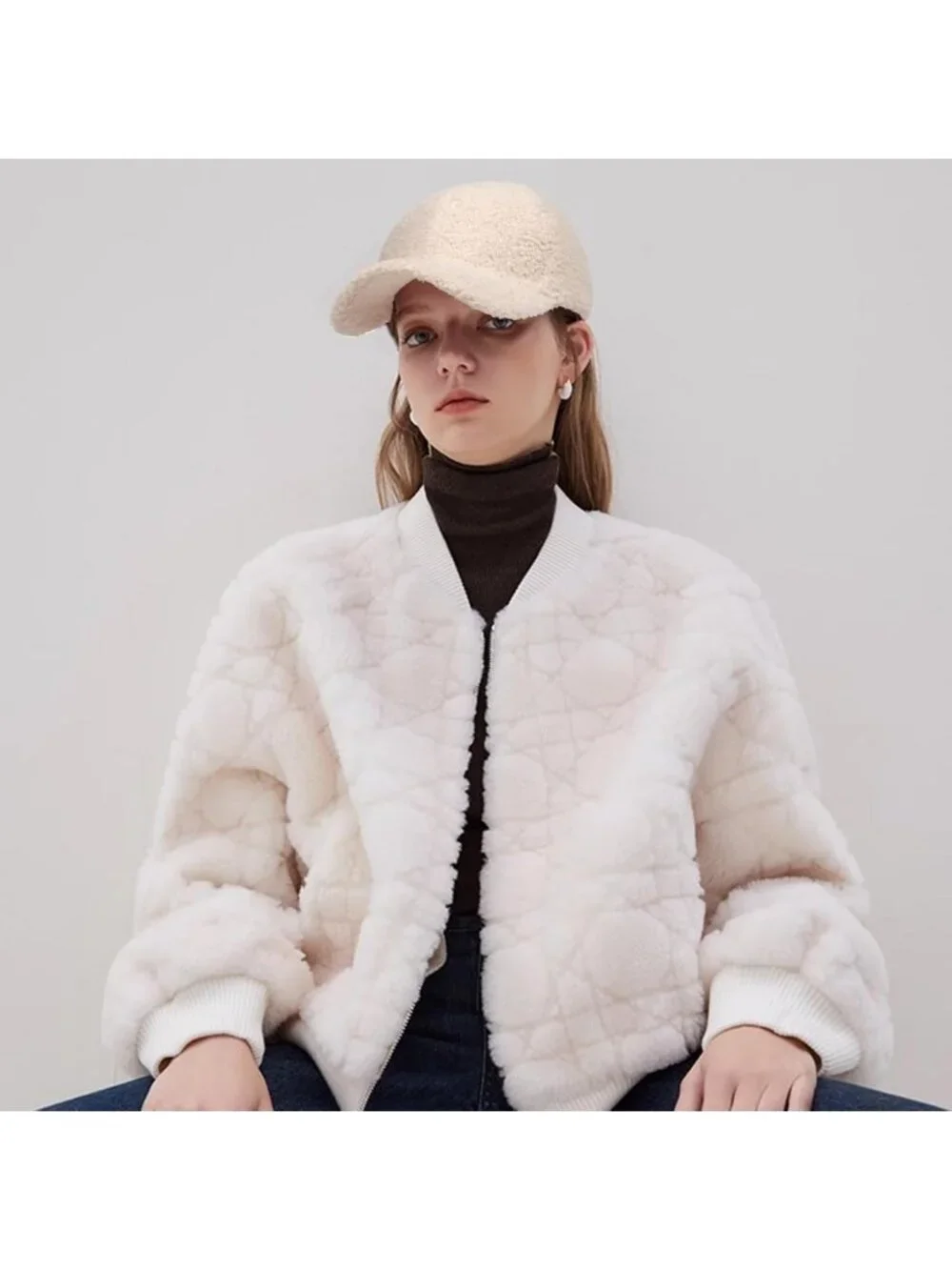 Cozy Unisex Winter Baseball Cap - Adjustable Solid Color Lamb Wool Hat